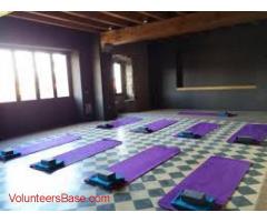 YOGA TEACHER NEEDED FOR A RETIREMENT CENTER NEAR MONTSERRAT IN BARCELONA