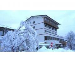 Spring skiing in the popular ski area of Hakuba.