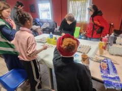 Volunteering for displaced women in Northern France