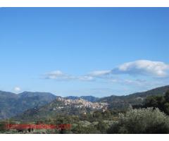 Would you like to spend your Xmas holidays at my home on the Etna?